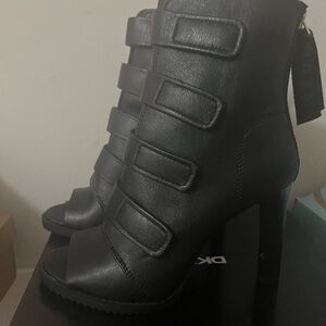 Vegan Leather DKNY sandals